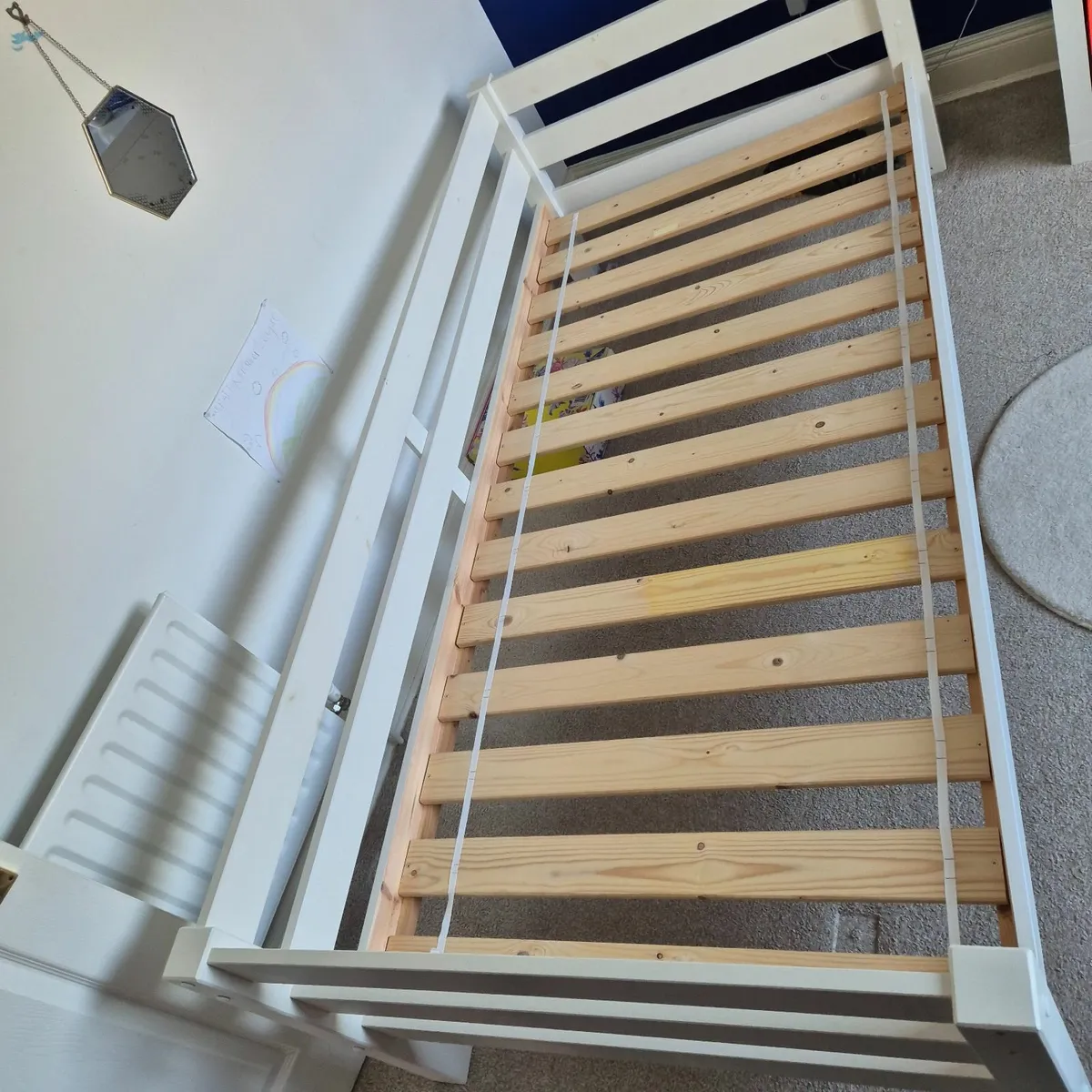 Bed and mattress - Image 2