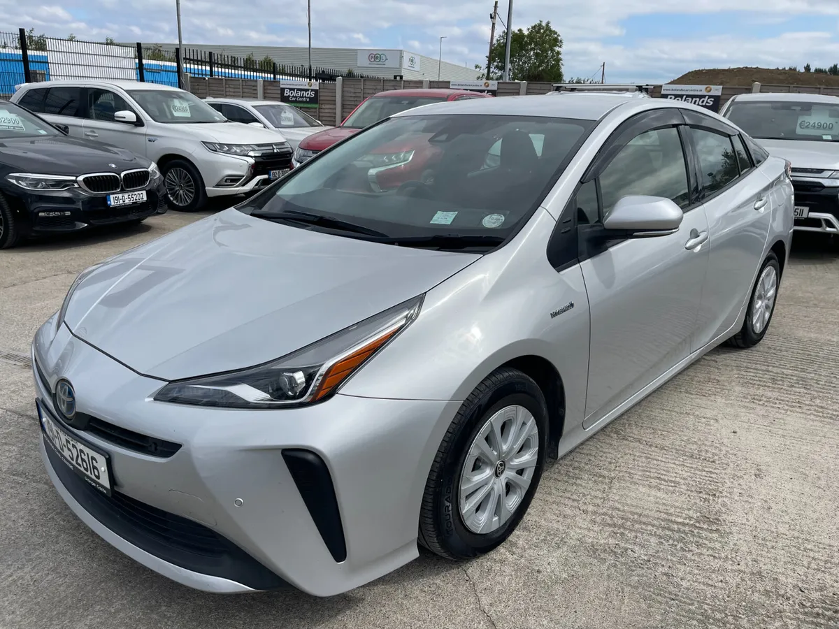 191 Toyota Prius Hybrid 1.8 Automatic ( Low Km's ) - Image 3