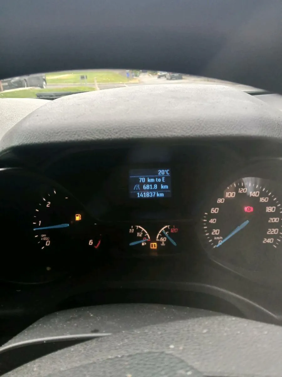 Ford Transit Connect - Image 4