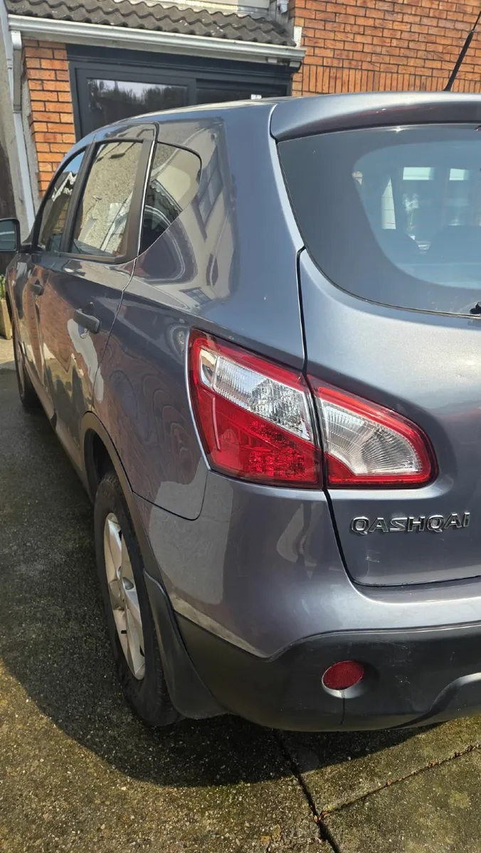 Nissan Qashqai 2010 - Image 2