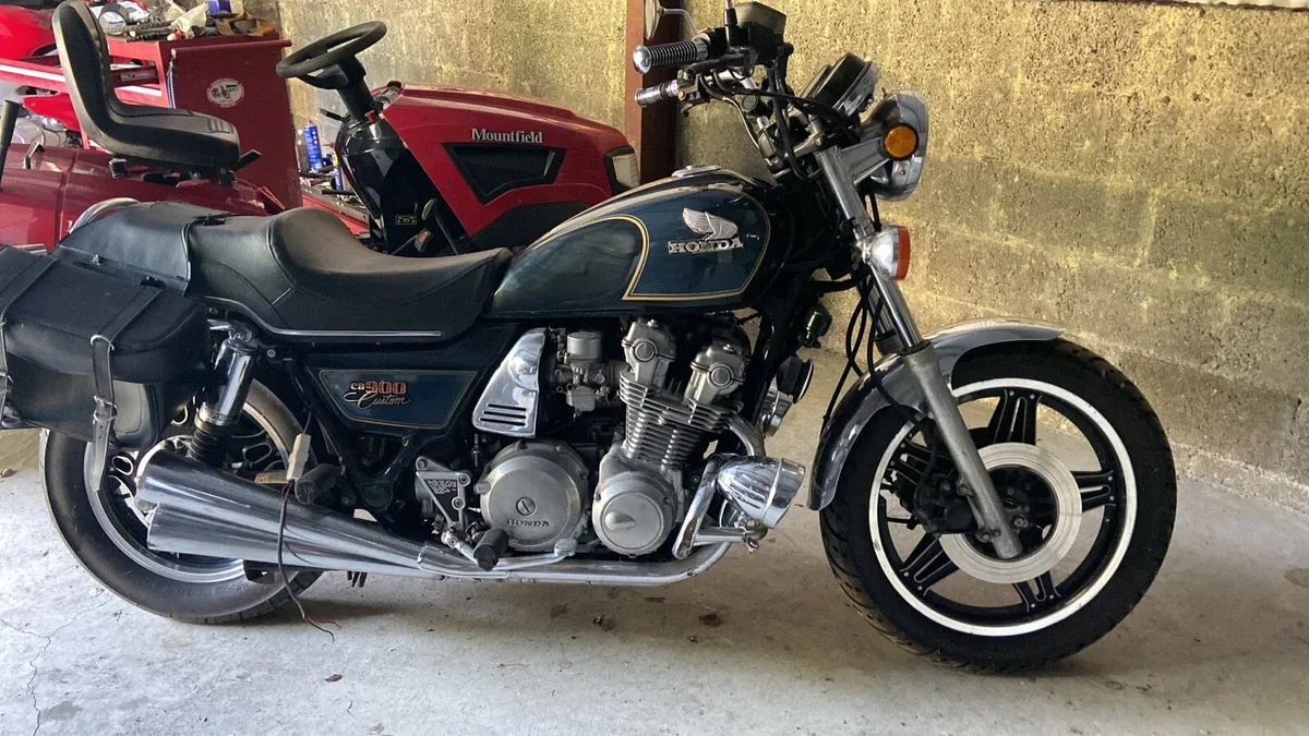 Honda CB 900 custom - Image 1