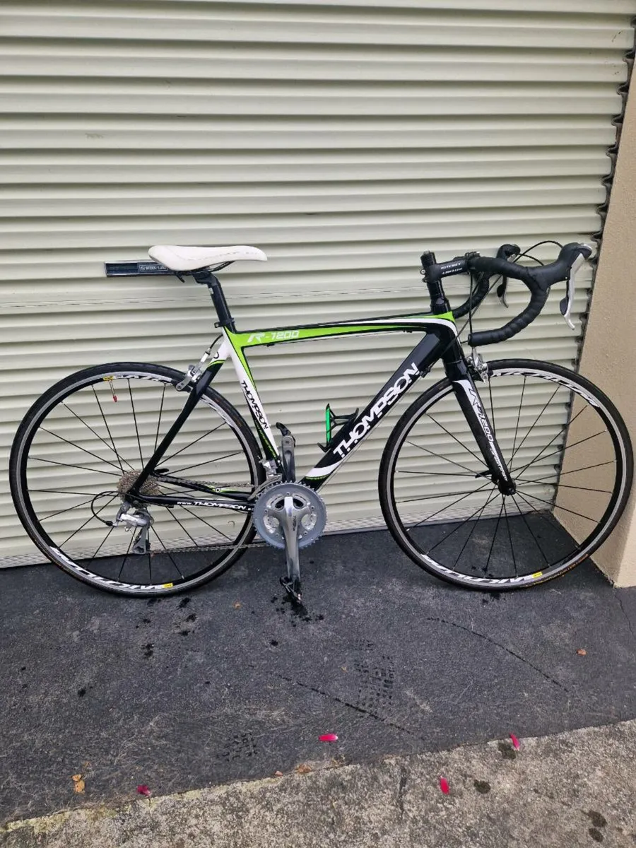 Thompson R1200 size 54 medium, - Image 1