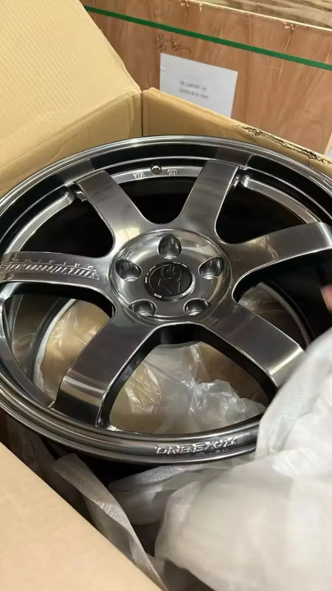 VOLK RACING TE37 ( two wheels ) - Image 1