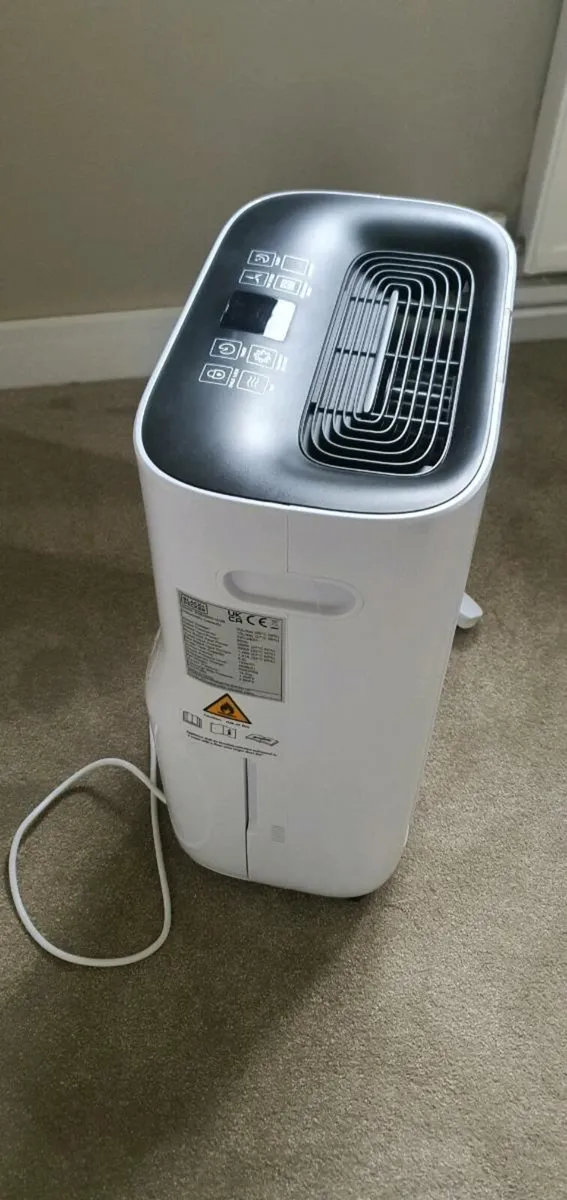 Black & Decker 20L Dehumidifier - Image 2