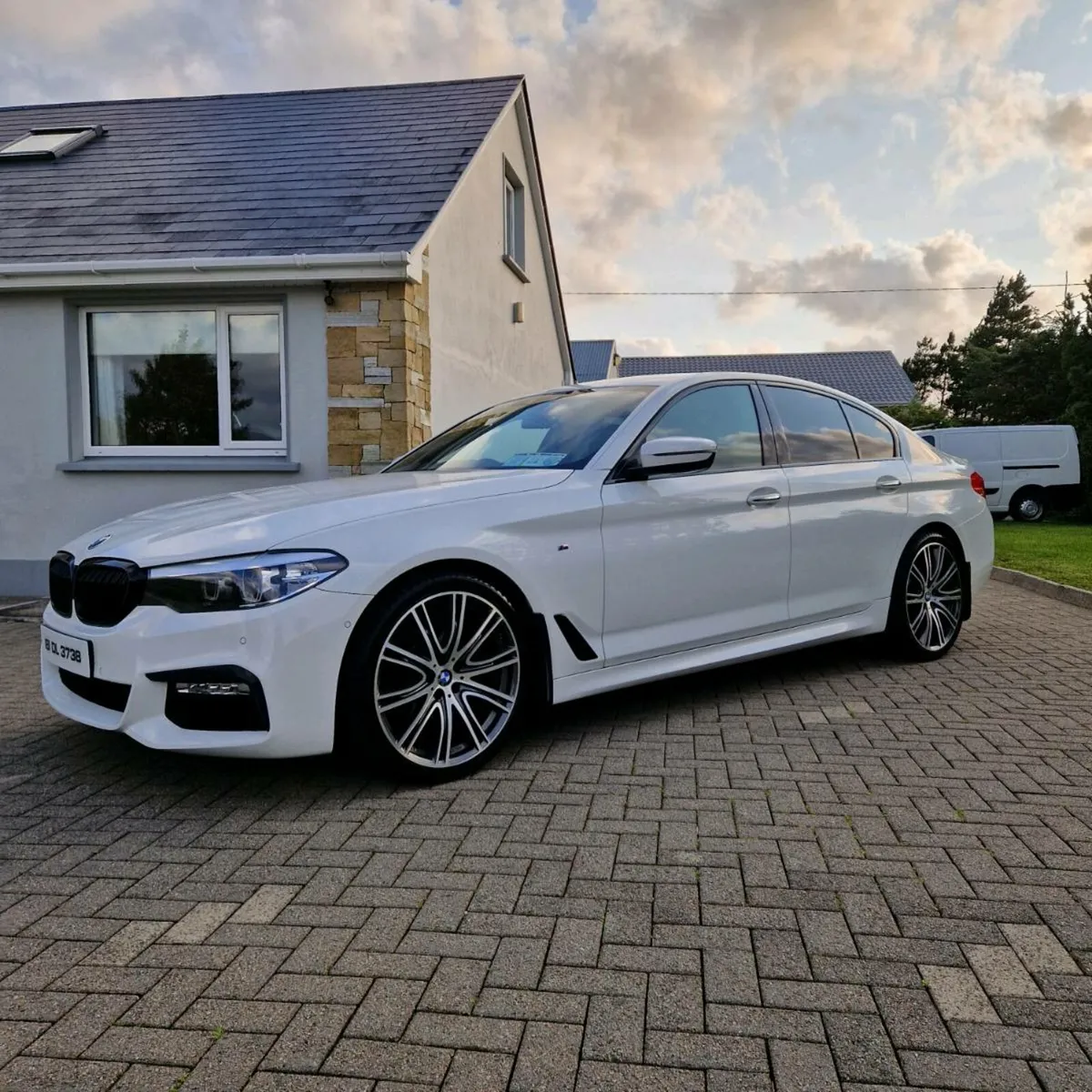 BMW 520D - Image 3