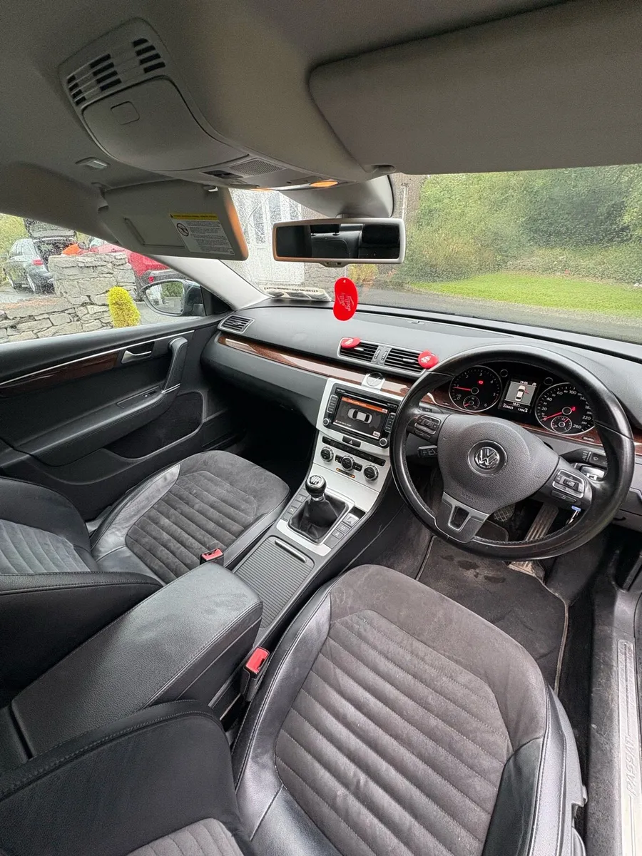 VW 2.0TDI highline Passat - Image 3