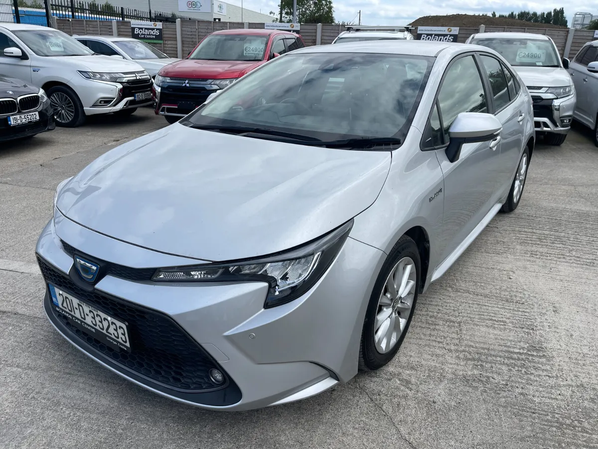 201 Toyota Corolla Hybrid 1.8 Automatic Saloon 4dr - Image 3