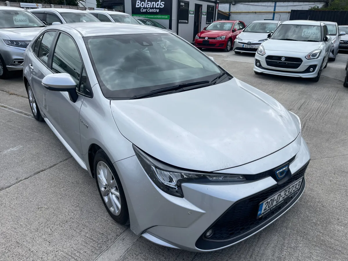 201 Toyota Corolla Hybrid 1.8 Automatic Saloon 4dr - Image 2