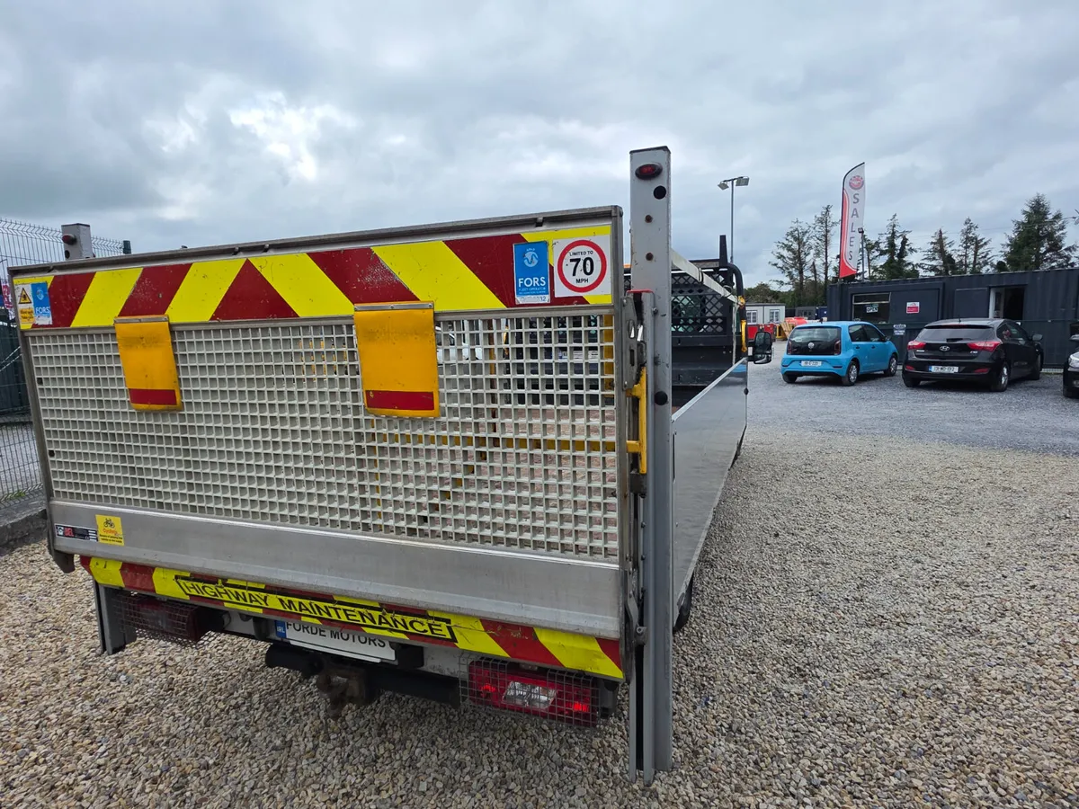 Ford Transit Dropside 2020 - Image 4
