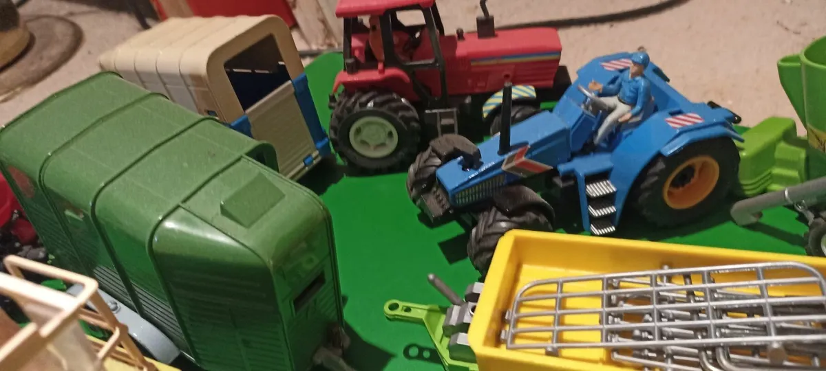 Kids Farmyard and Animals & Machinery - Image 1