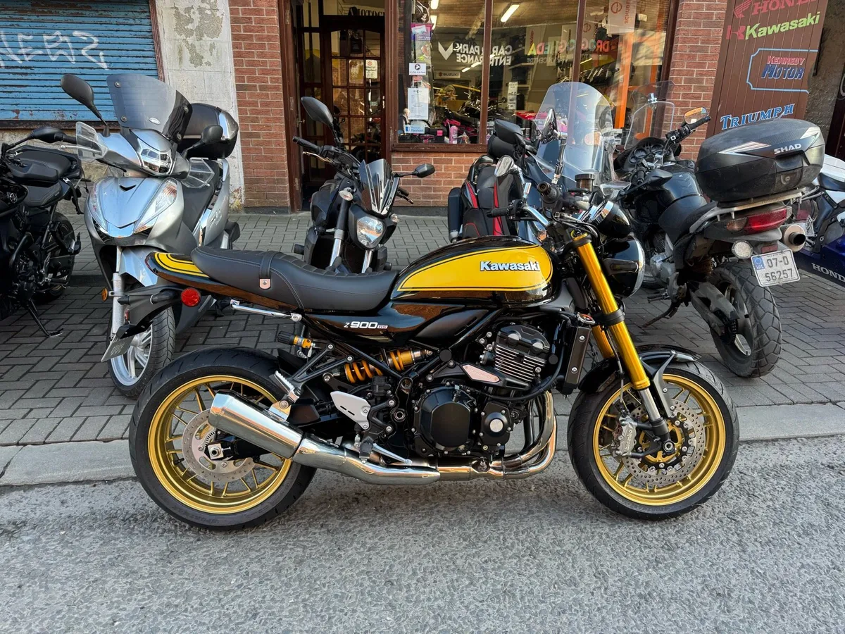 2025 Kawasaki Z900RS SE limited 100km - Image 1