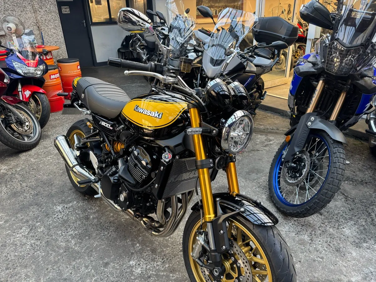 2025 Kawasaki Z900RS SE limited 100km - Image 3