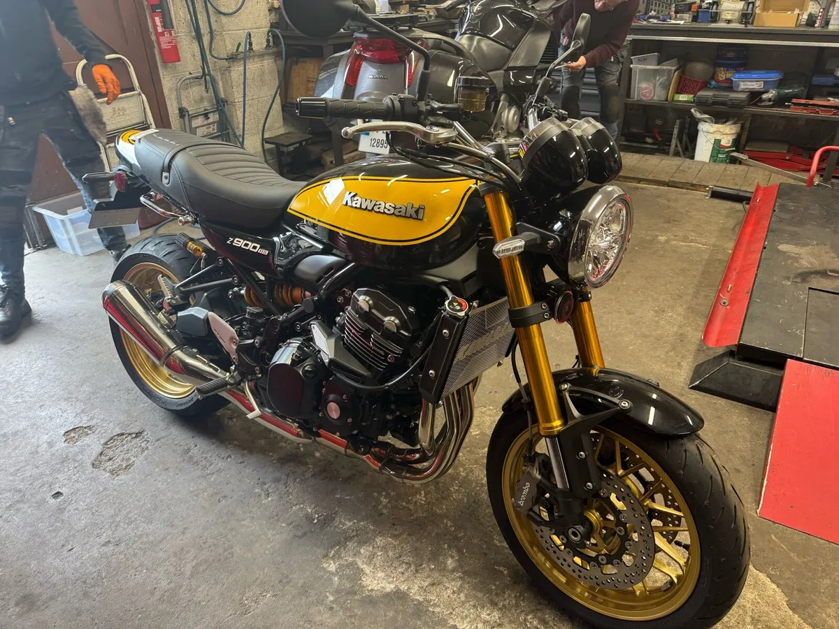 2025 Kawasaki Z900RS SE limited 100km - Image 4