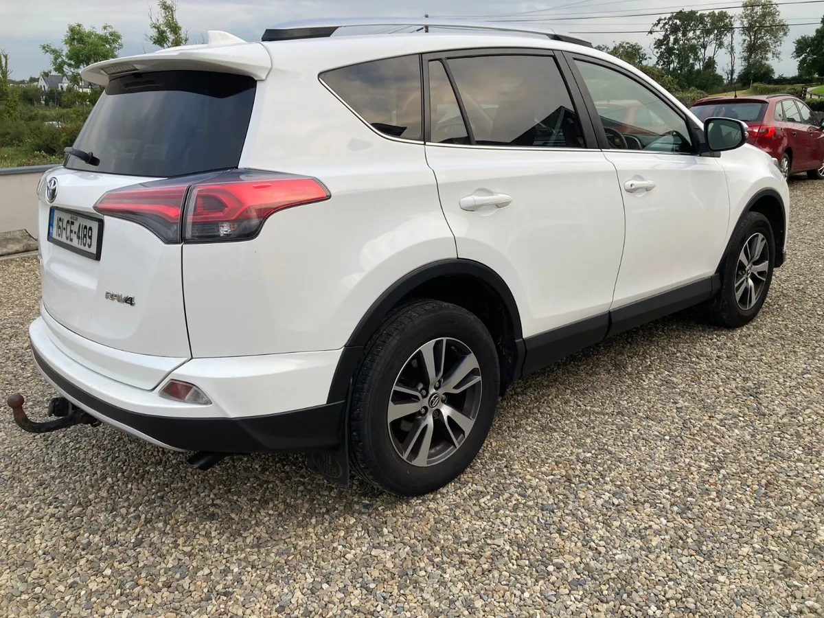 Toyota RAV4 2016 D4D - Image 4
