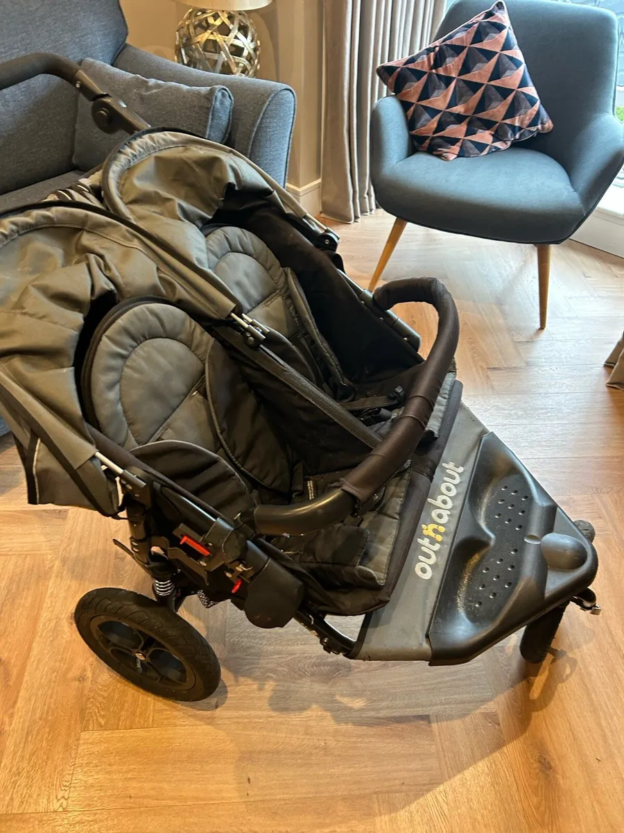 Out n about double buggy in Dublin - Image 2