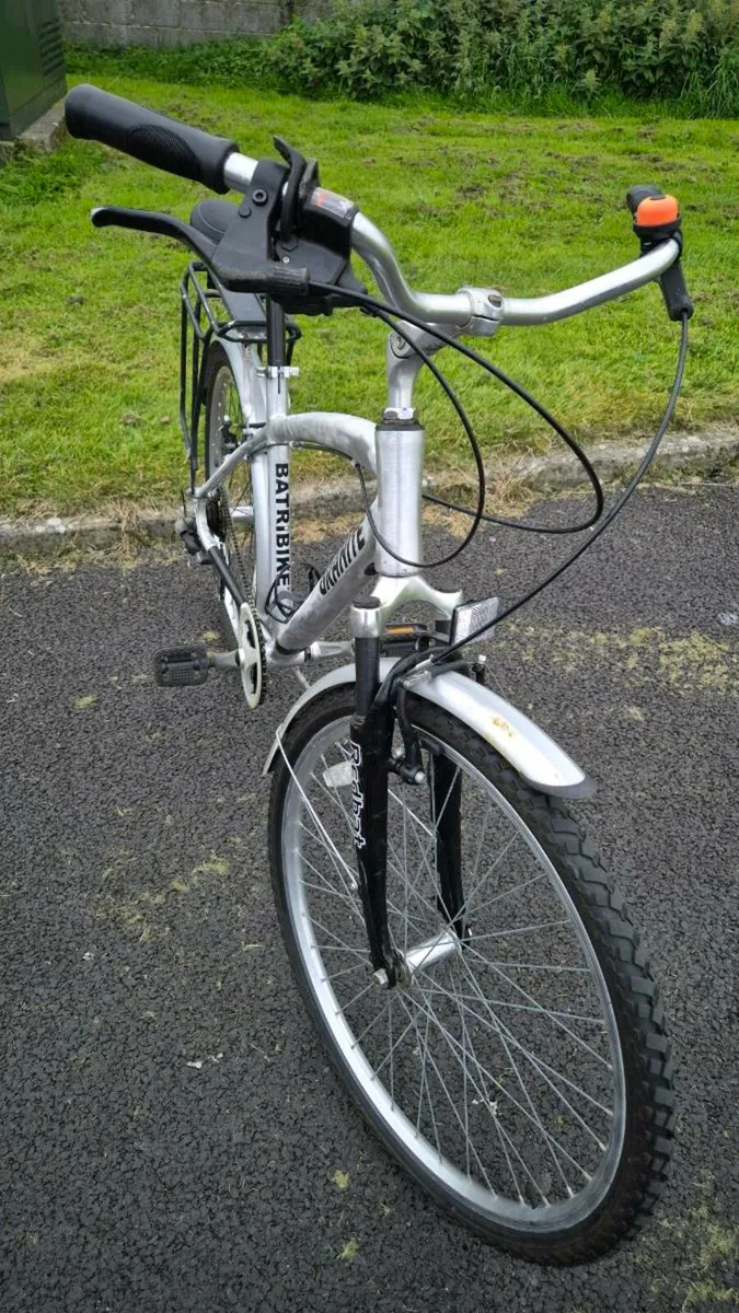 CITY-TOURING BICYCLE FOR ADULT - Image 2