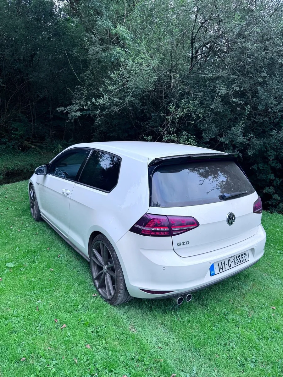 Volkswagen Golf GTD - Image 3