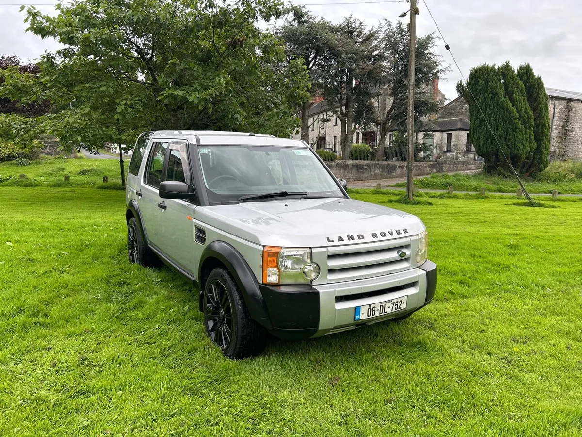 Land Rover discovery 3 doe 11/25 - Image 2