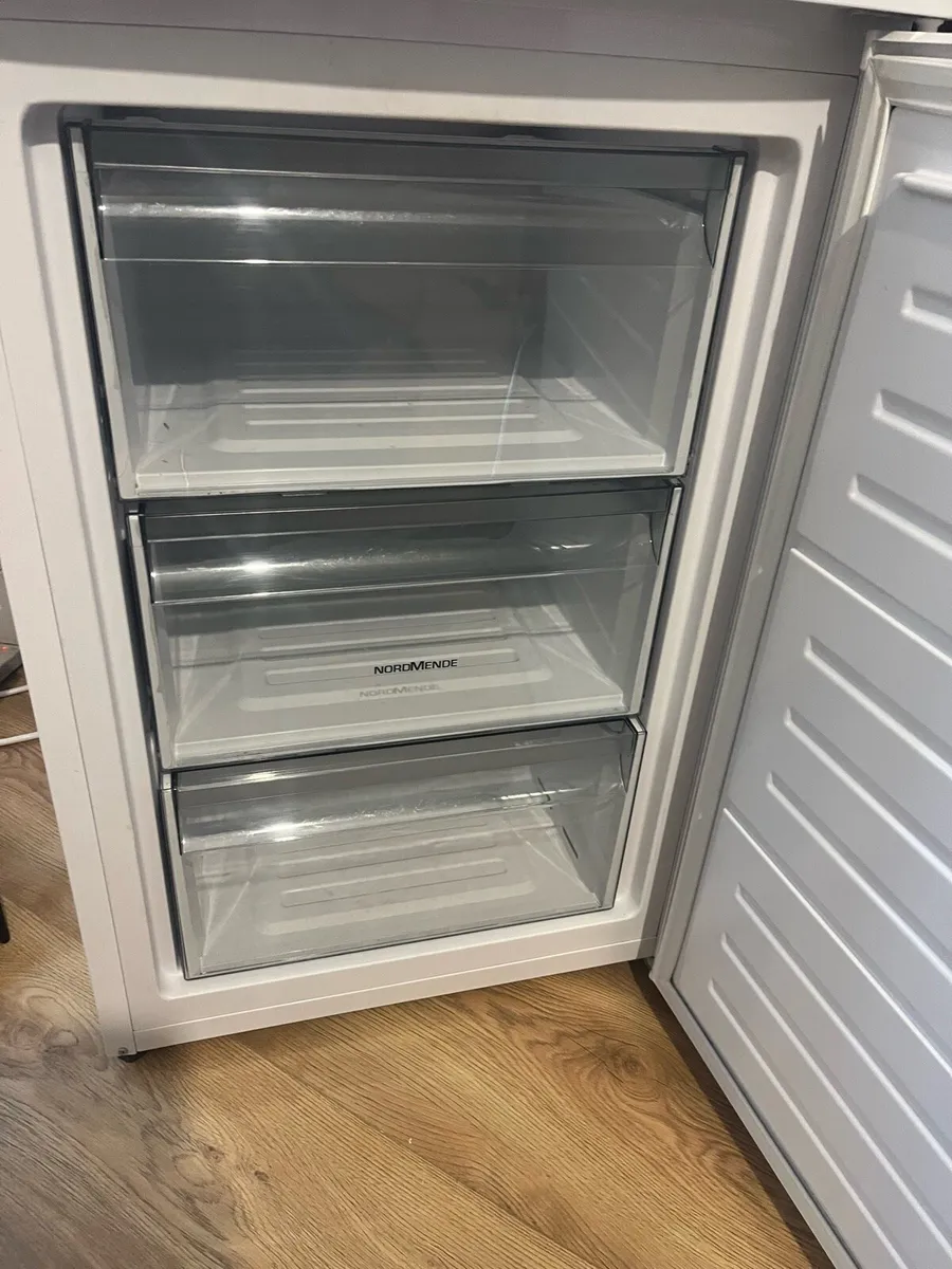 Fridge - Image 4