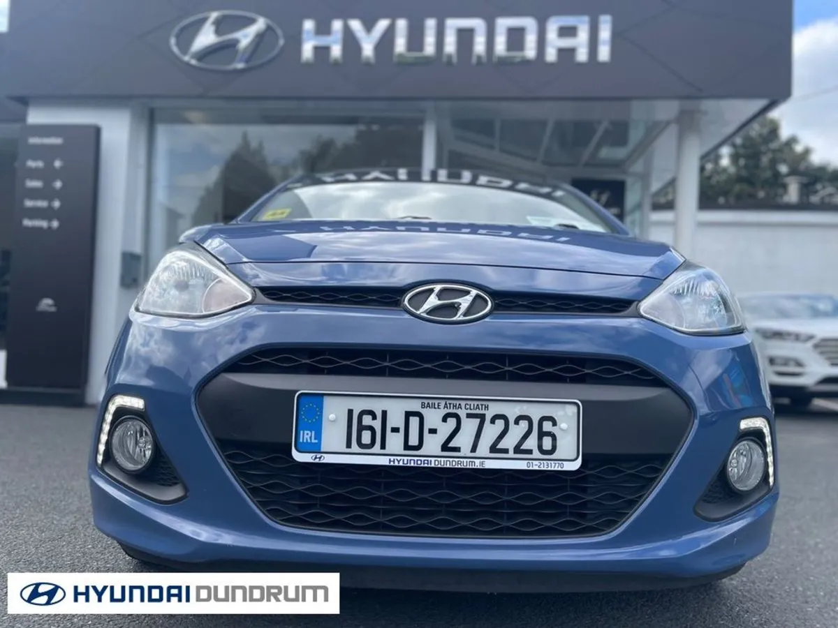 Hyundai i10 Deluxe 4DR Auto - Image 2