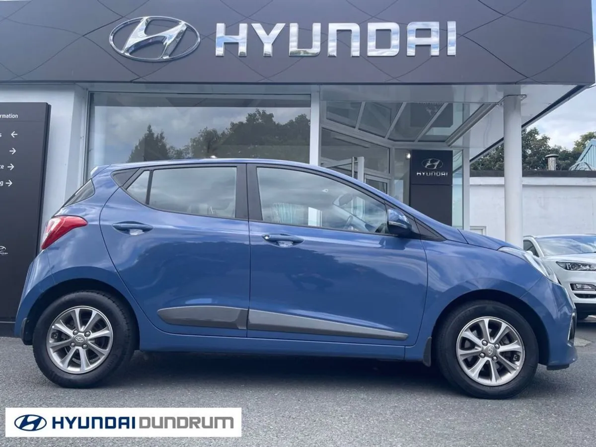 Hyundai i10 Deluxe 4DR Auto - Image 3