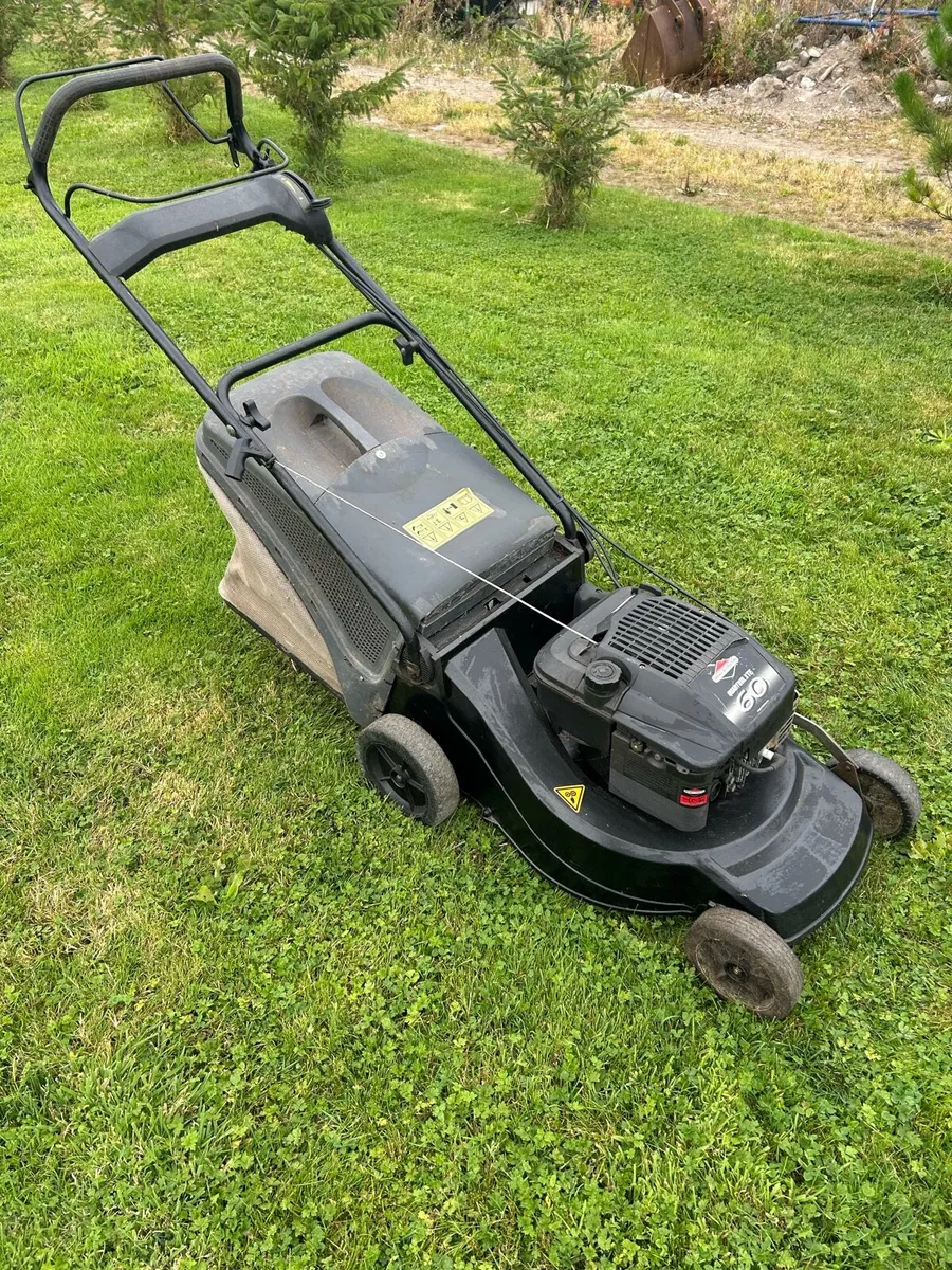 Castelgarden 19” selfdrive mower - Image 2