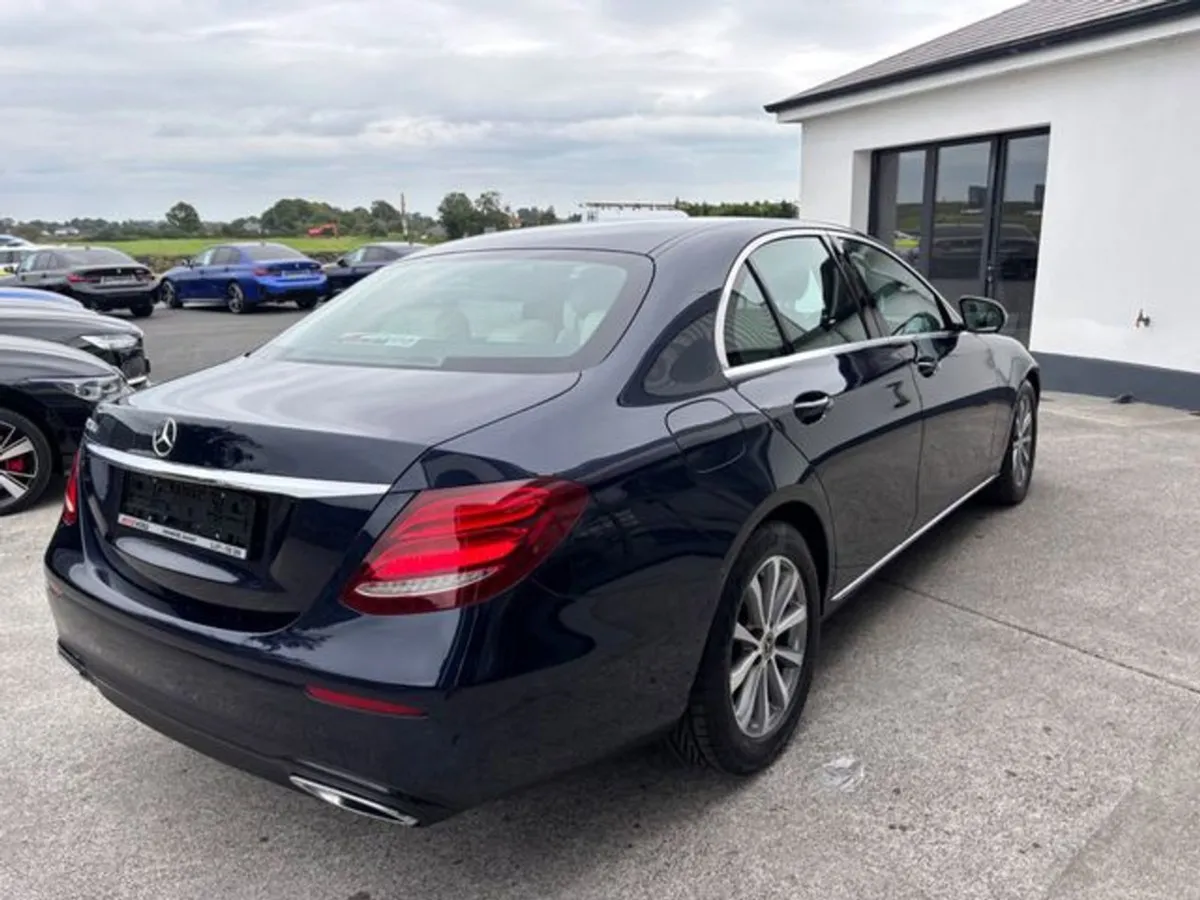 Mercedes-Benz E-Class E 220 d A/T Avantgarde - Image 4