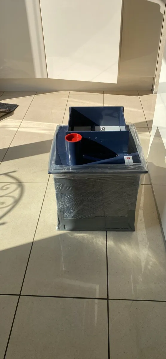 Deposit Safe with drop slot /2 keys - Image 3