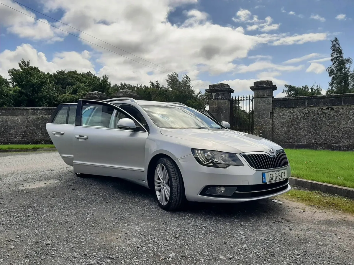 Skoda Superb 2015 - Image 1