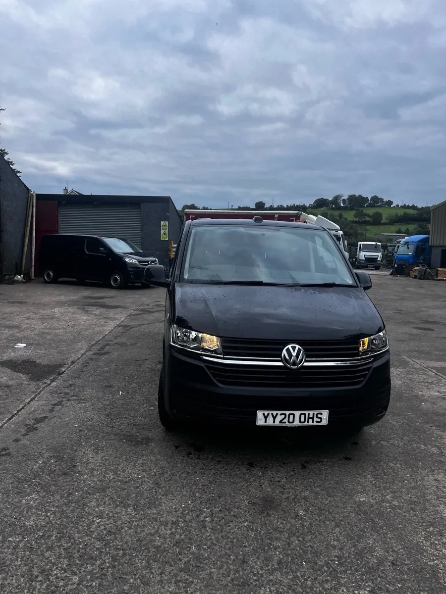 2020 Vw transporter - Image 3