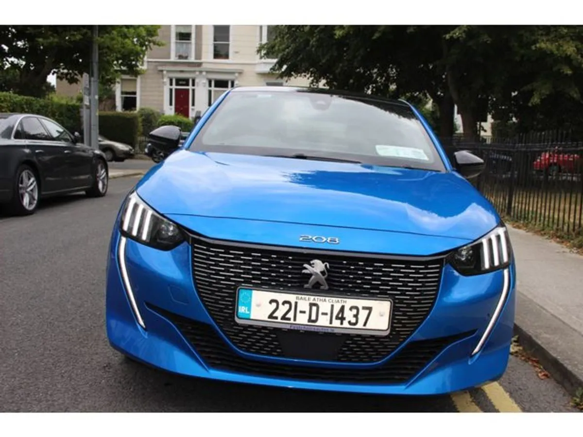 Peugeot 208 GT 1.2 100 4DR - Image 4