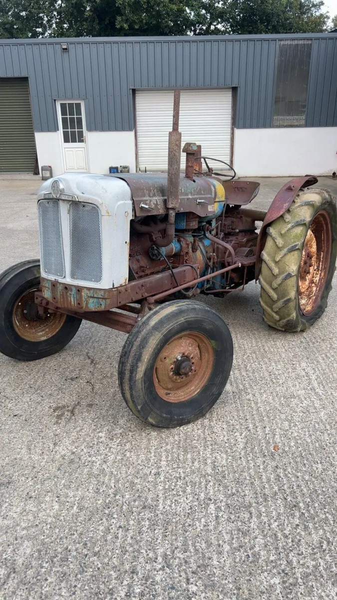 Fordson super major - Image 1