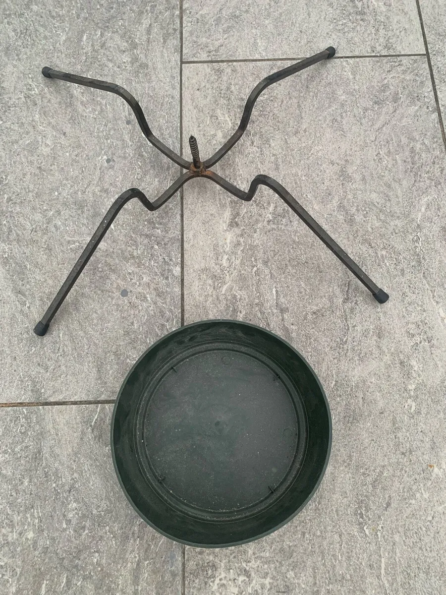 Christmas tree stand - Image 2
