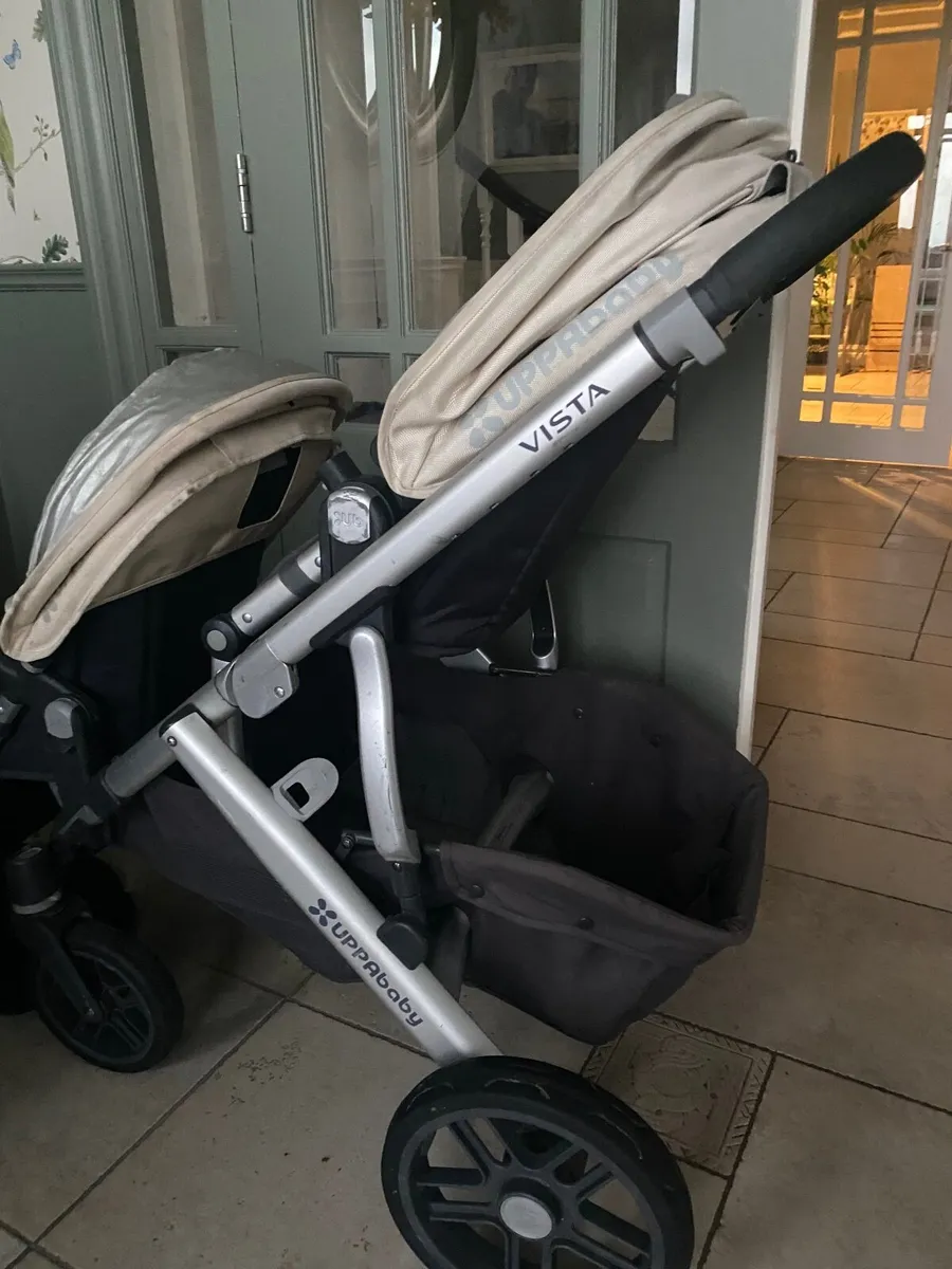 Uppababy Vista Double Buggy & Buggy Board - Image 2