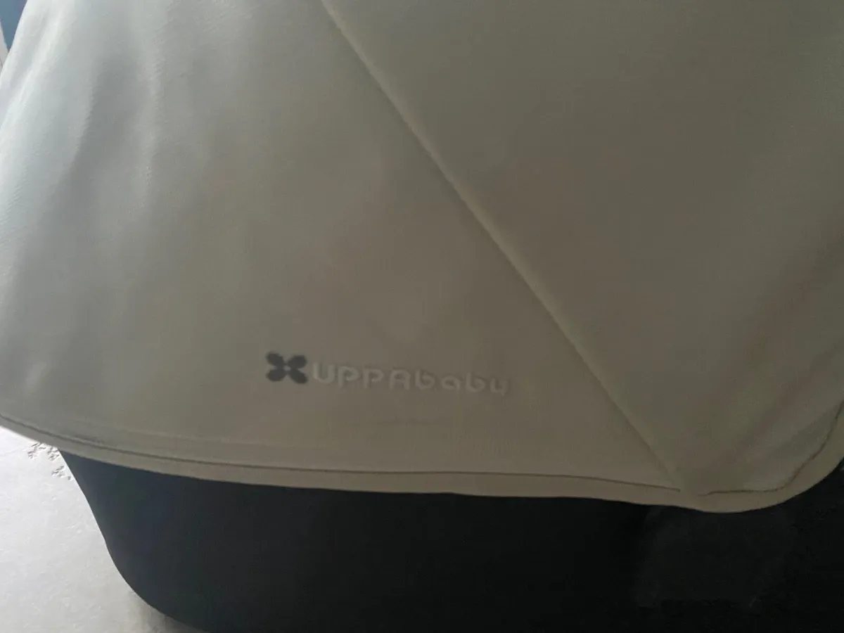 Uppababy Vista Double Buggy & Buggy Board - Image 3