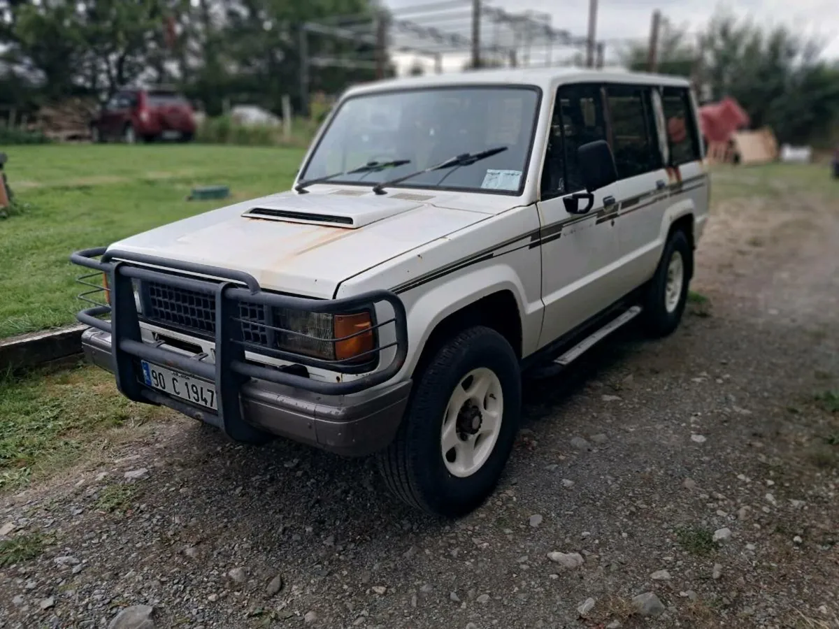 1990 isuzu trooper 2.8 irshmer bighorn - Image 4