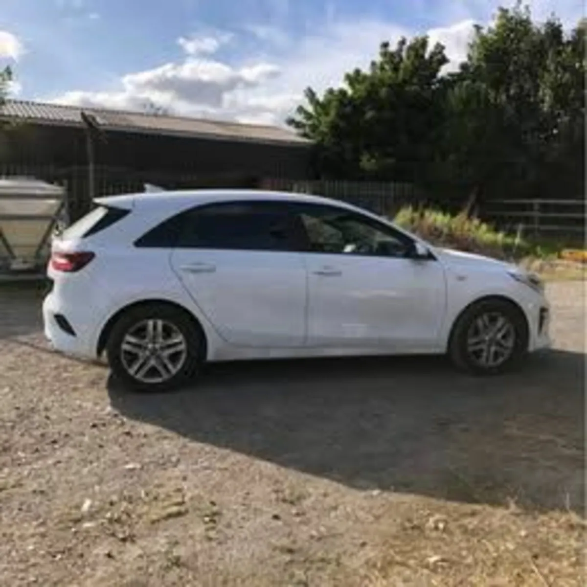 Kia Ceed 2021 - Image 2