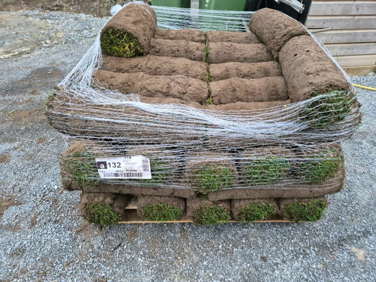 Fresh lawn turf 45sqm - Image 4