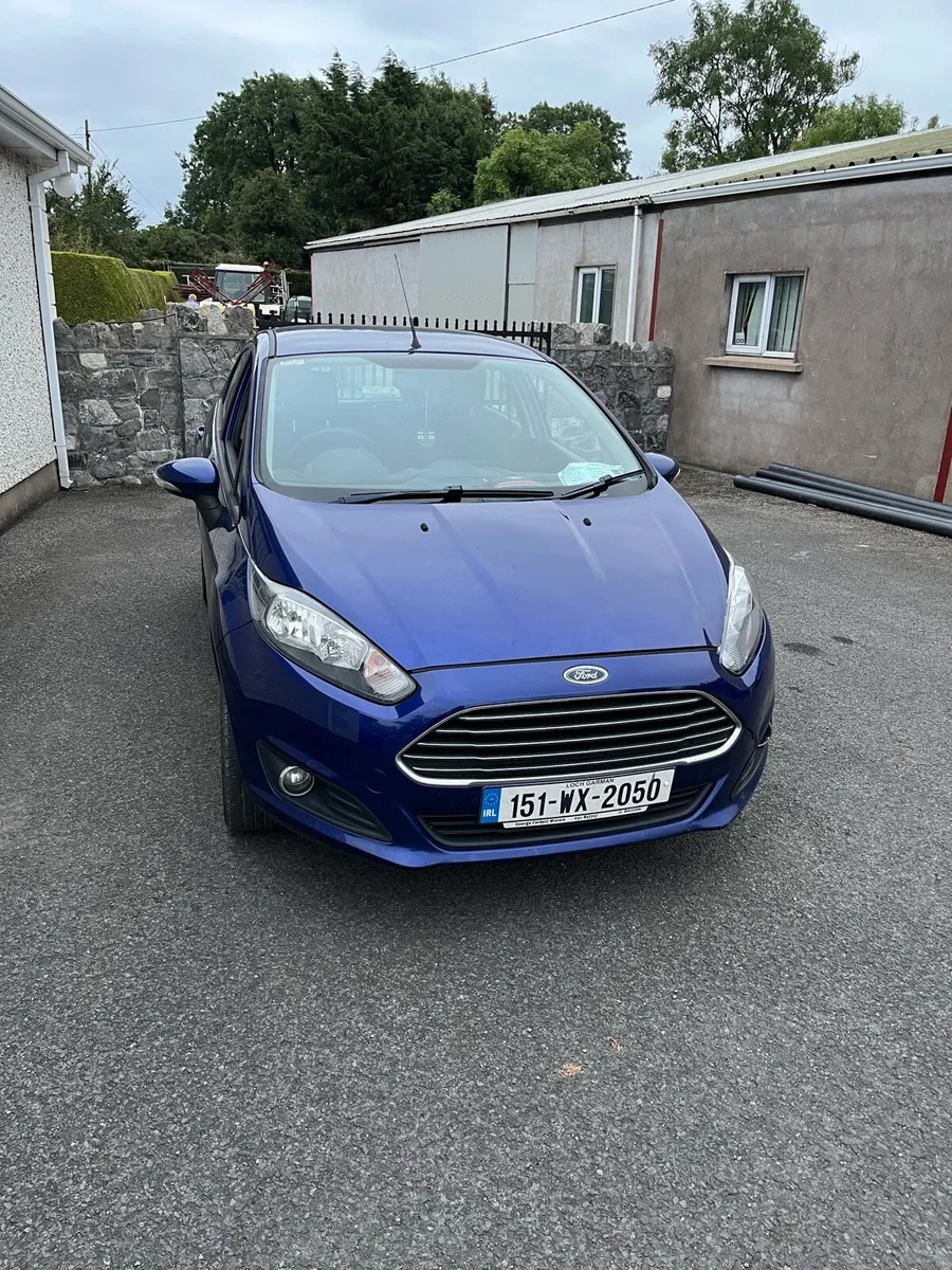 Ford Fiesta Zetec - Image 2