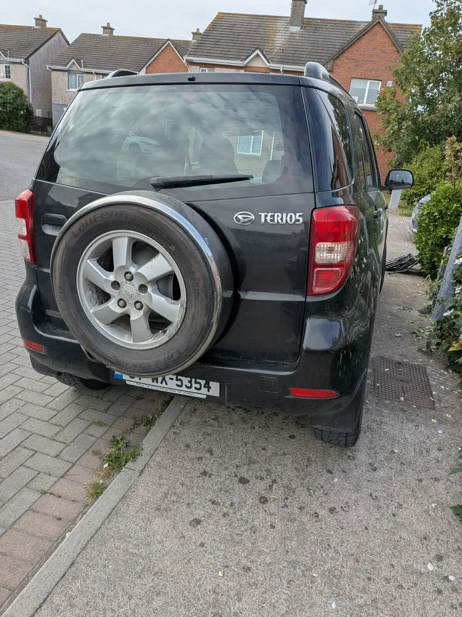 Daihatsu terrios - Image 3
