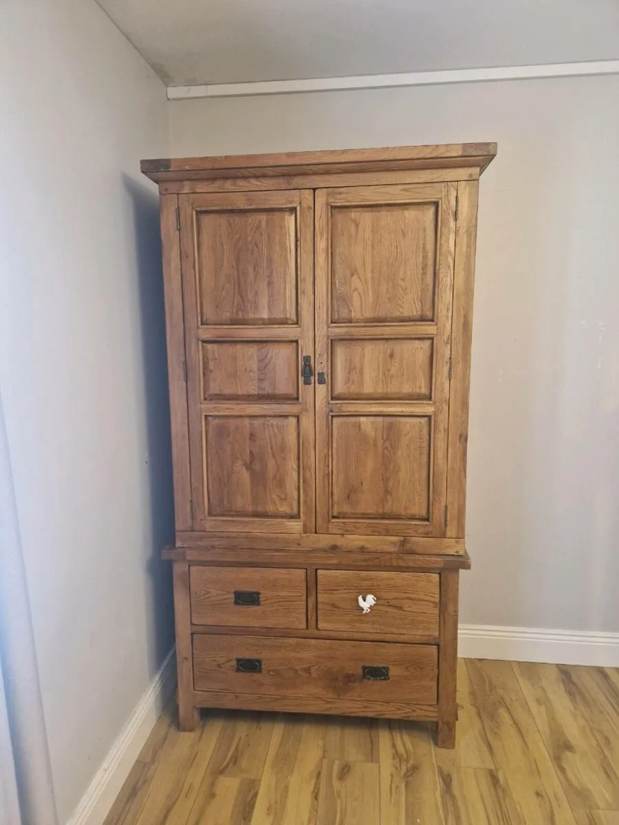 Solid Oak Free Standing Wardrobe - Image 2
