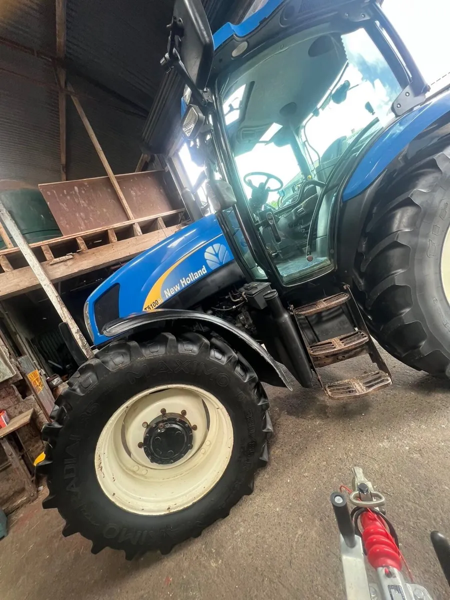 Newholland Ts - Image 1