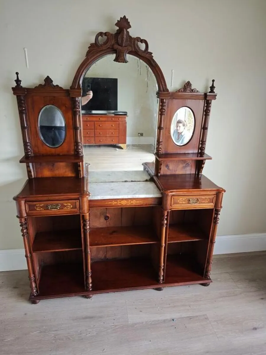Presentation dresser - Image 4
