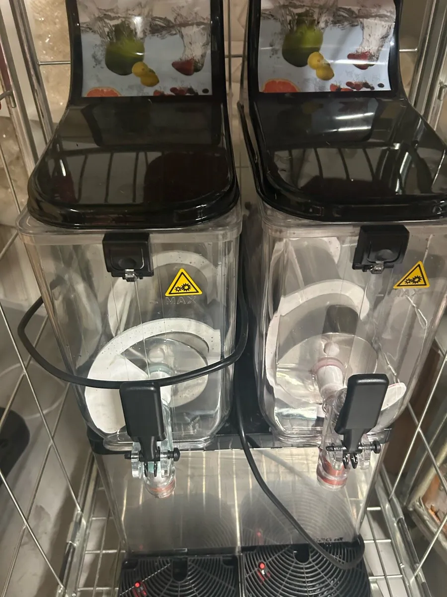 Slushie machines - Image 1