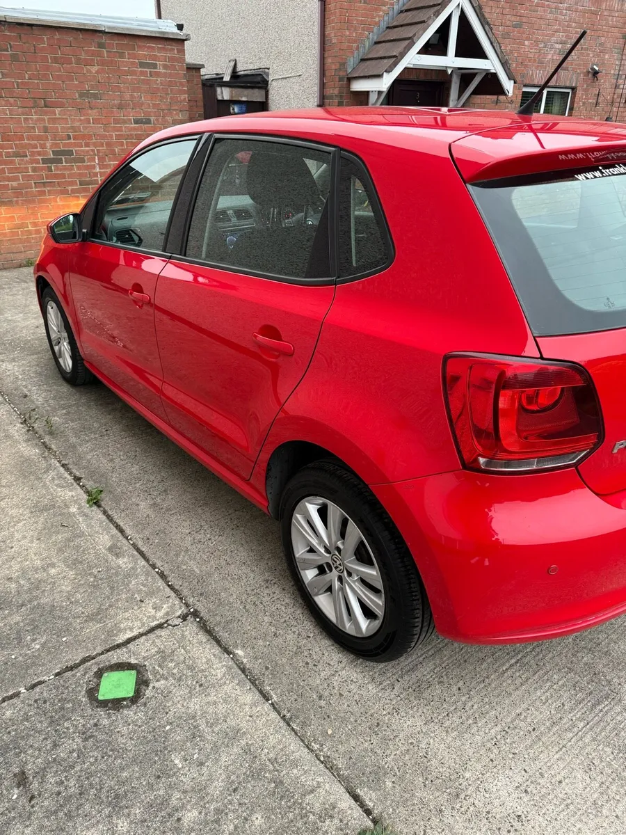 Volkswagen polo - Image 3