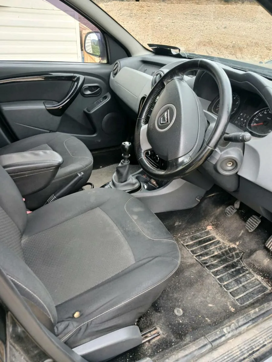 141 Dacia Duster - Image 2