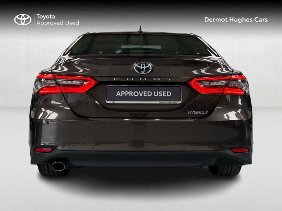 Toyota Camry CAMRY PLATINUM EDITION - Image 4