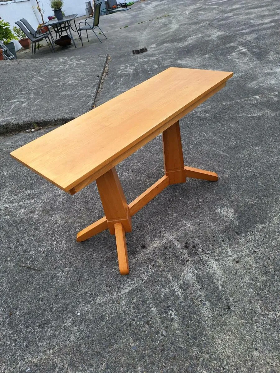 Sturdy wooden hall table - Image 2