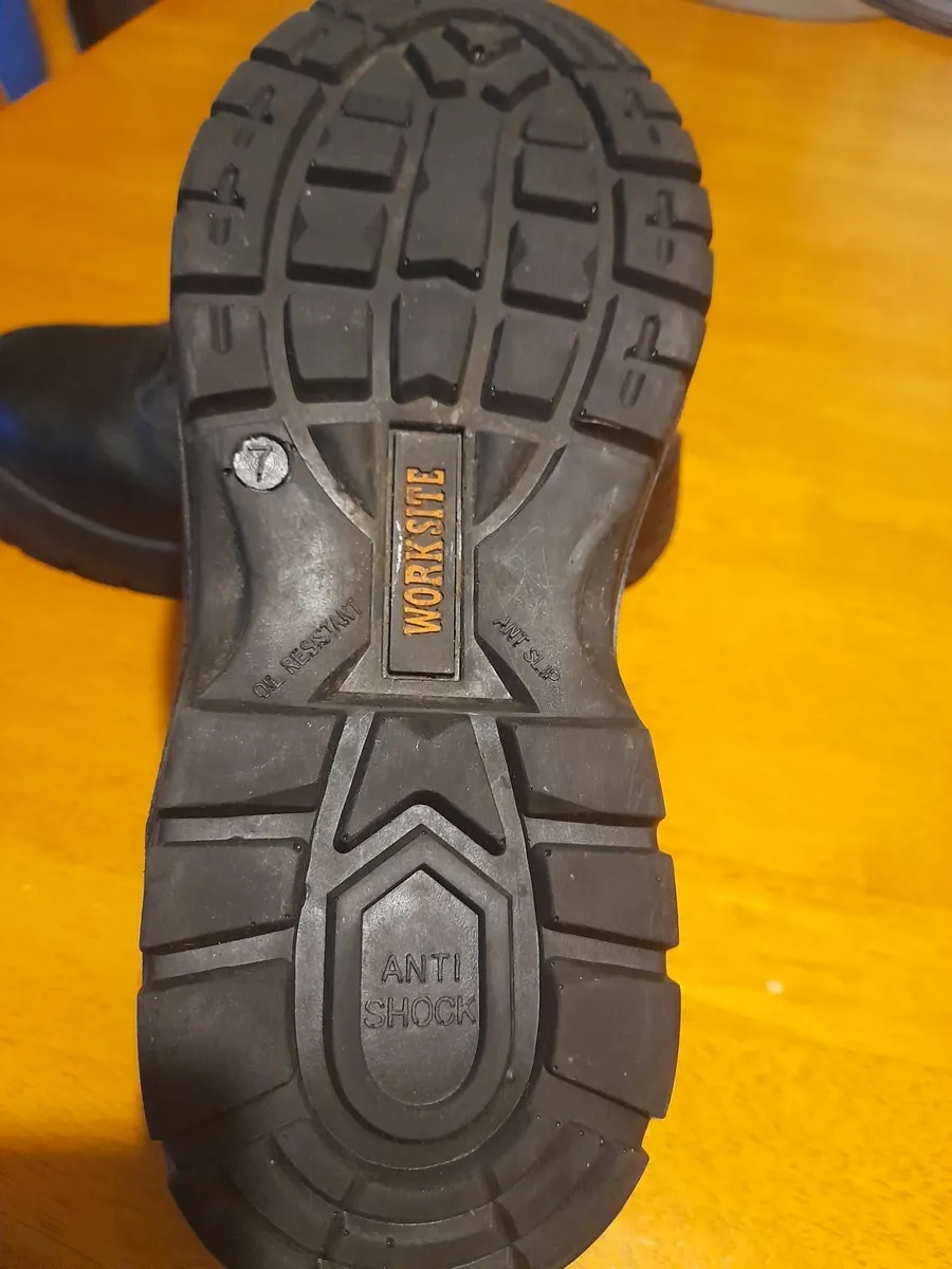 Safety Boots - Image 3