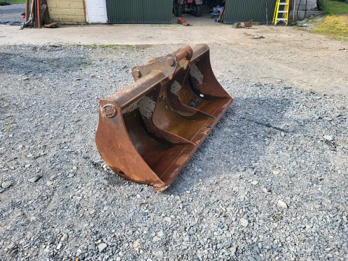 65mm grading bucket - Image 2